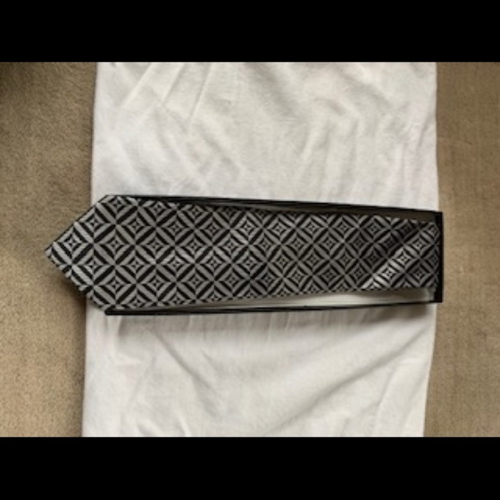 Men’s tie